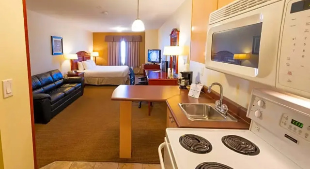 Двухместная студия Days Inn by Wyndham Bonnyville