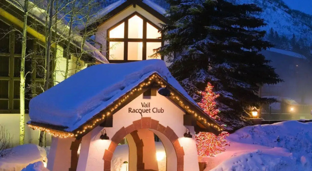 Vail Racquet Club Mountain Resort, Забронировать Курортный отель Вейл Roosevelt National Forest, рядом с Vail Racquet Club