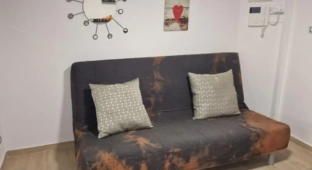 Апартаменты Saint George's House 2 Apartments