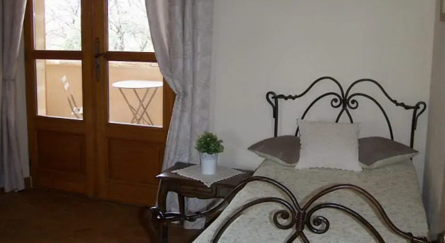 Le Verger, Rezervovat Hotel Hotely v Gordes s parkováním, Parkování