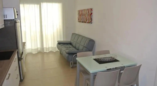 Comfy Flat 200m From the Beach, Забронировать Апартаменты/квартира Бибионе-Пинеда Венето