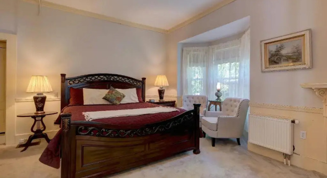 Трёхместный номер Deluxe Mira Monte Inn & Suites