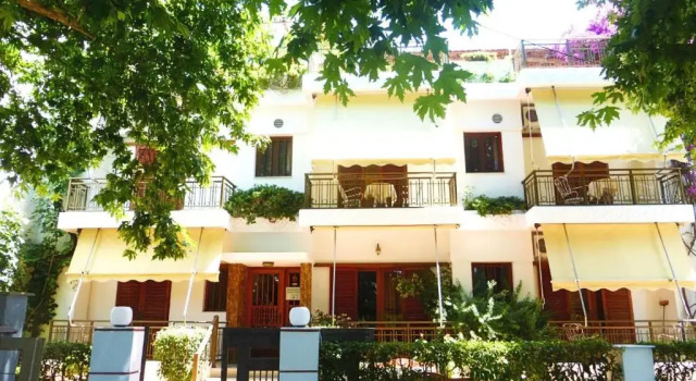 Apartments Papadioti, Buchen Sie Ferienwohnung Artemisio 