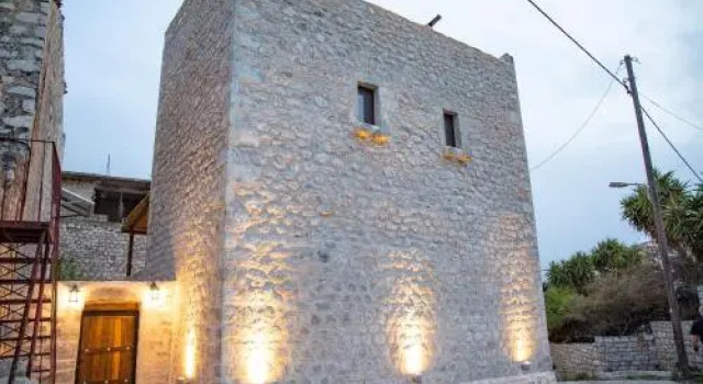 Dandy Villas Mani - Old Tower House - Fireplace - Pool, Book Hotel Hotels in Lakonia with a Pool, Swimming Pool