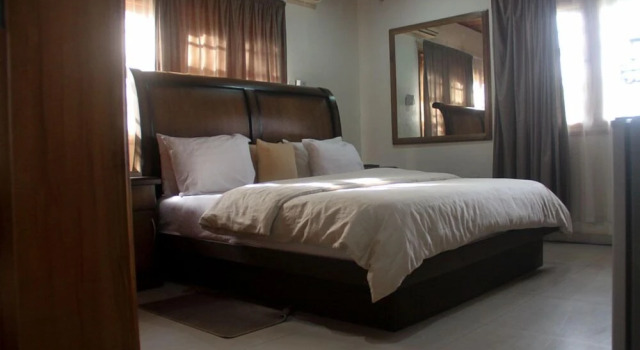 Ponderosa Travel Lodge, Book Hotel Accra Greater Accra