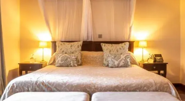 Люкс Deluxe Karen Blixen Coffee Garden & Cottages