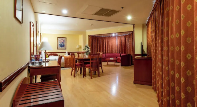 Люкс City Palace Hotel