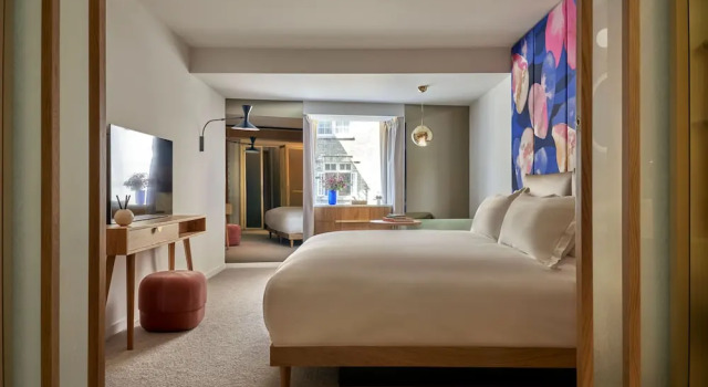 Двухместный полулюкс The BoTree London, Curio Collection by Hilton