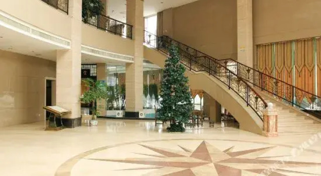 Jintian Hotel, Book Hotel Hoteller i Jingzhou med pool, Swimmingpool