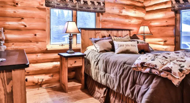 Bear Cave & Cubs Den - 4 Br Cottage, Prenota Casa vacanze Hotel a Woodruff con parcheggio, Parcheggio