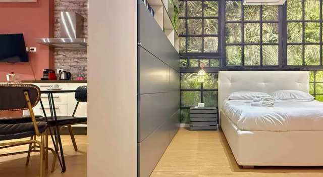 Студия Loft Enrico Modern City pad in Historic Bologna
