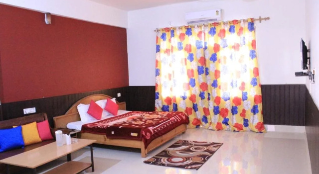 Greenwood Hotel, Rezervovat Hotel Nainital Uttarakhand