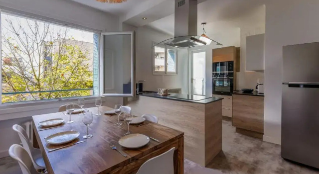 Апартаменты Appartement 2 chambres au coeur d'Annecy avec terrasse