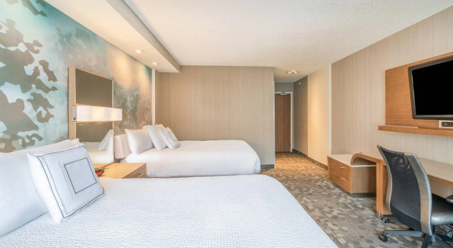 Четырёхместный номер Standard Courtyard by Marriott Wilkes-Barre Arena