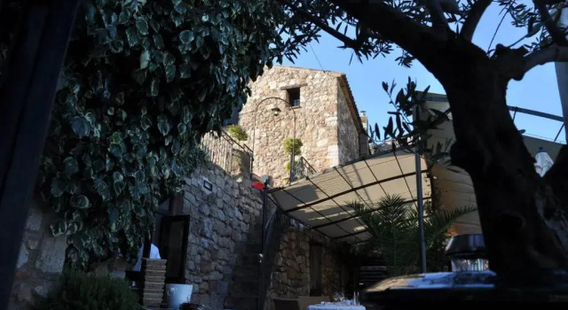 Апартаменты Le Château dArgens