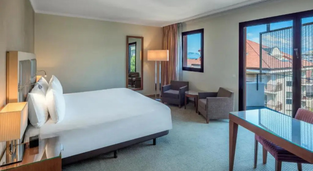 Двухместный номер Guest с частичным видом на озеро Hotel Évian-les-Bains by Leonardo Hotels