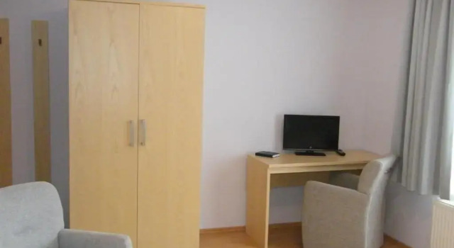Gasthaus Hotel Pfeifferling, Забронировать Отель Вольфхаген земля Гессен