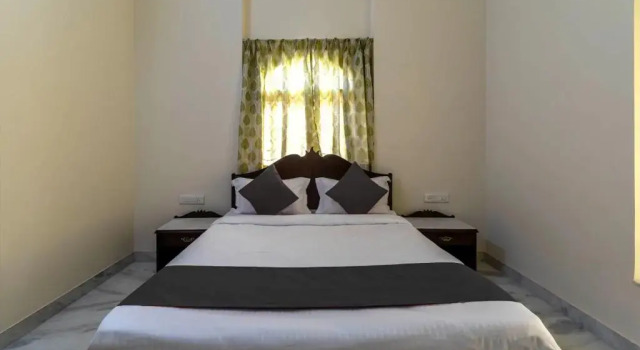 Номер Deluxe Отель Chandra Vilas Udaipur Heritage Stay