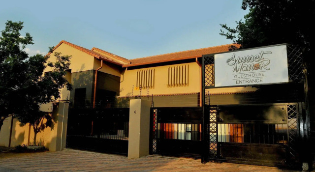Sunset Manor Guest House, Prenota Affittacamere Potchefstroom North West