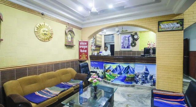 OYO 25103 Indra Sukh Palace, Rezervovat Hotel Udajpur Rajasthan