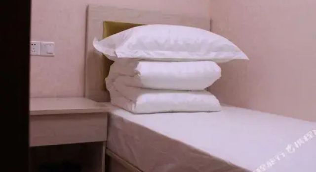 Номер Economy Huadu Express Hotel