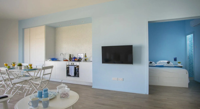 Azure Suite in Protaras, Rezervovat Hotel Hotely v Paralimni s parkováním, Parkování