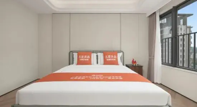 Люкс Premier с 3 комнатами с балконом и с красивым видом из окна Lai Ka Mei Su Min Su Hotel (Sanya Joy City Sea Travel Duty Free City Branch)