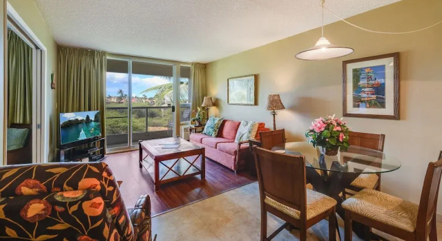 Номер Standard c 1 комнатой с балконом и с видом на горы Castle At Maui Banyan