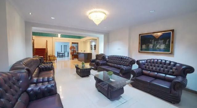 Noola Inn Hotel Bogor, Rezervovat Hotel Bogor 