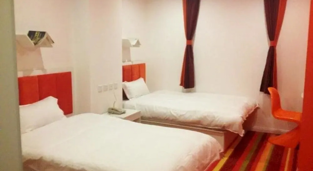 Silipu Liansuo Hotel, Varaa Hotelli Hotellit Sichuan pysäköinnillä, Pysäköinti