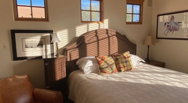 Piñon Dream - Walk to The Plaza, Comfortable Southwestern Style