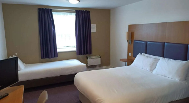 Двухместный семейный номер Standard The Magnum Hotel, Sunderland City, Sure Collection by Best Western