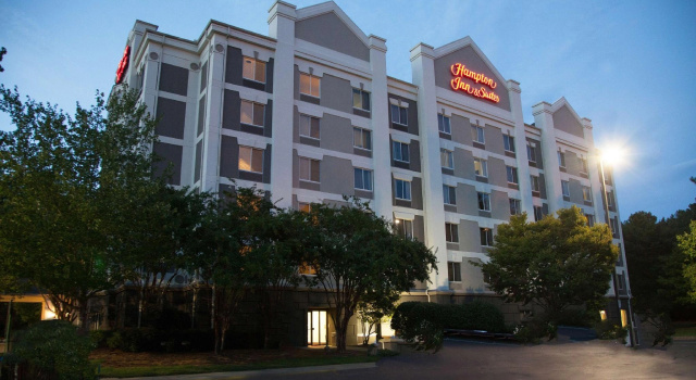 Одноместный люкс c 1 комнатой Hampton Inn & Suites Alpharetta-Windward