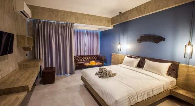Двухместный номер Standard с балконом Loft Mania Boutique Hotel