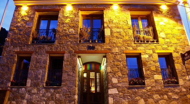 İbri Boutique hotel, Rezerwuj Boutique Hotel Hotele w Selcuk z parkingiem, Parking