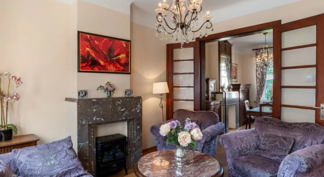 Jasmine Mol in Mol With 3 Bedrooms and 1 5 Bathrooms, Rezerwuj Hotel Hotele w Bruksela z parkingiem, Parking