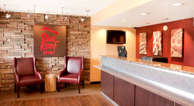 Red Roof Inn Aberdeen, Rezerwuj Hotel Hotele w Maryland z parkingiem, Parking