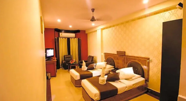 Двухместный номер Deluxe Hotel Rishi Regency