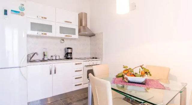 Студия с балконом и с видом на море Apartments Duje