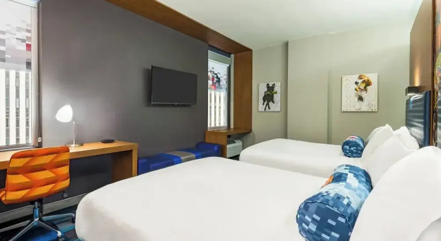 Четырёхместный номер Standard Aloft by Marriott Orlando Lake Nona