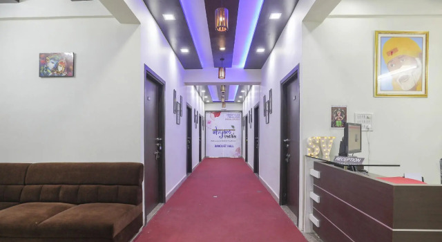 OYO 72278 Abhi Palace