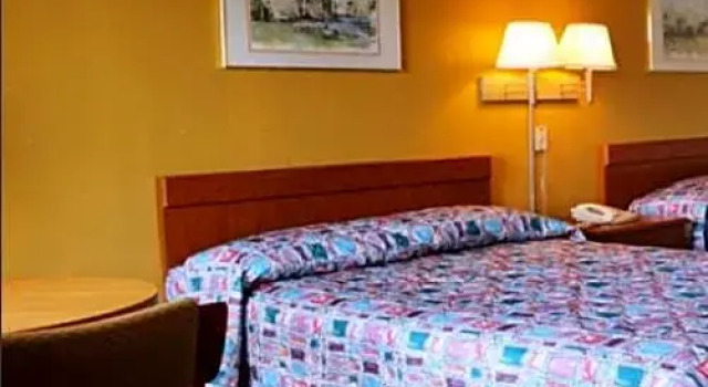 Standard Vierer Zimmer Speedway Inn