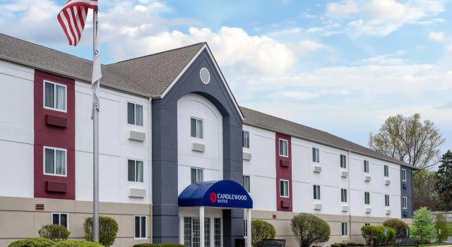 Candlewood Suites Rockford by IHG