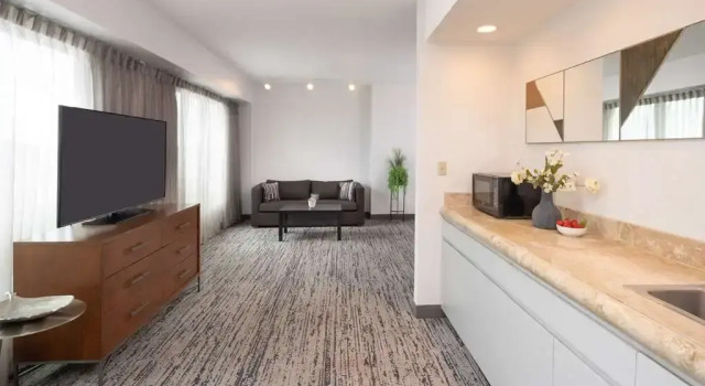 Hyatt Fair Lake, Đặt Khách sạn Fairfax 