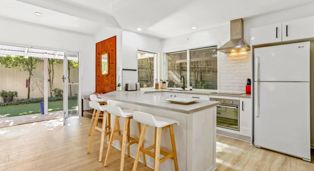 Peaceful Family Villa, Sunrise Beach, Prenota Hotel Sunshine Beach 