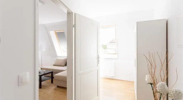 Zwischen Schönbrunn und dem City Center. Apt. 39, Забронировать Отель Вена Австрия, рядом с Ленгенфельдгассе