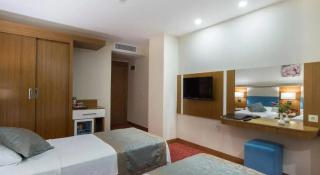 Трёхместный номер Standard с видом на море Marpessa Blue Beach Resort & SPA Hotel