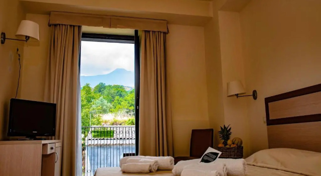 Трёхместный номер Standard с видом на горы Hotel Milomax
