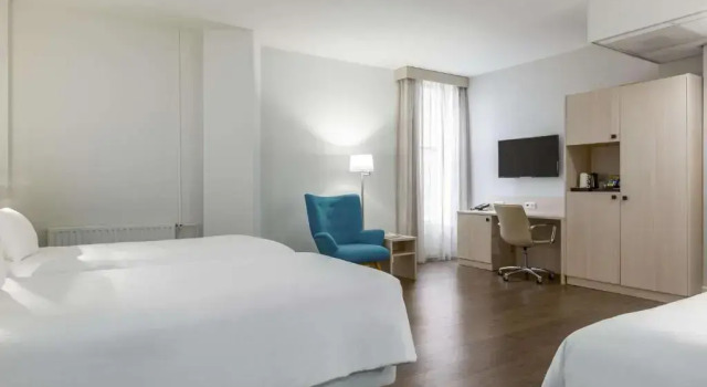 Трёхместный номер Standard с видом на город NH City Centre Amsterdam