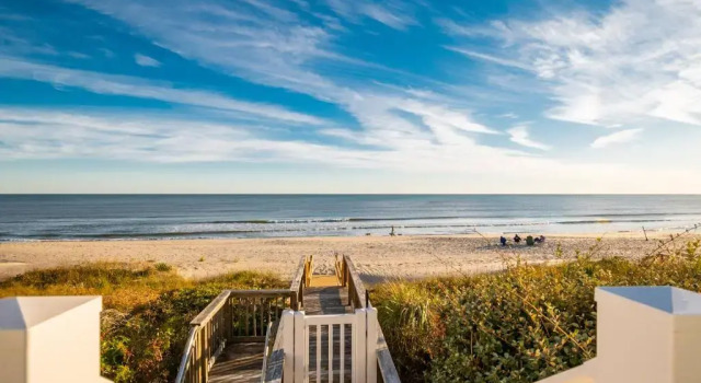 The Sandcastle by Oak Island Accommodations